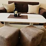 Harmony, Apartman