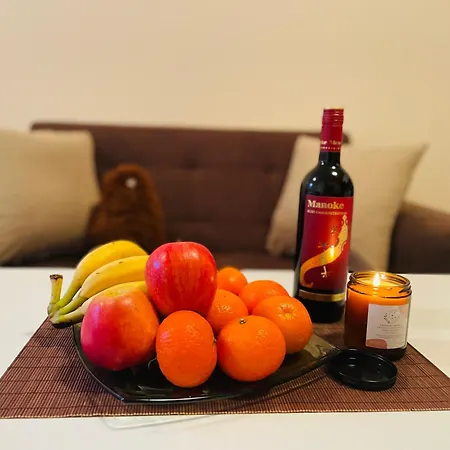 Harmony, 아파트 팜포로보