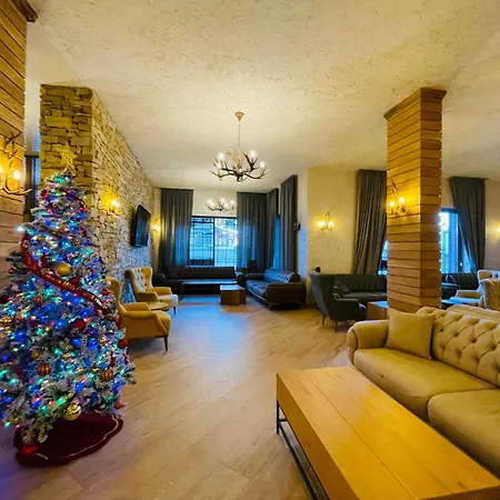 Harmony, 아파트 팜포로보